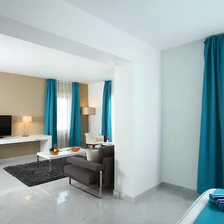 Hotel Saraya *